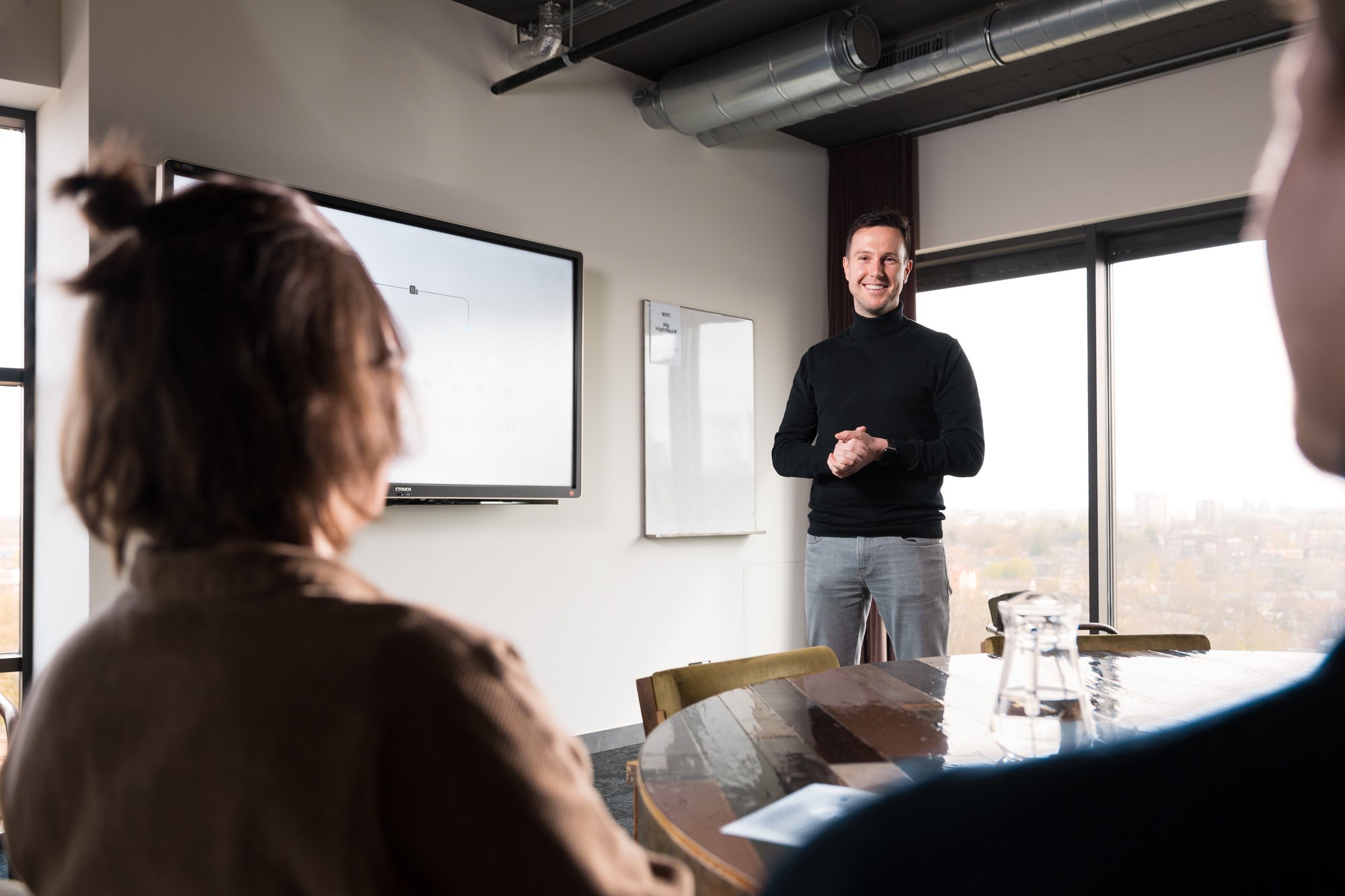 Roy-Das-Personal-Branding-29-03-2024-Deel-1-Epsilon-Studios-Ektor-Tsolodimos-4